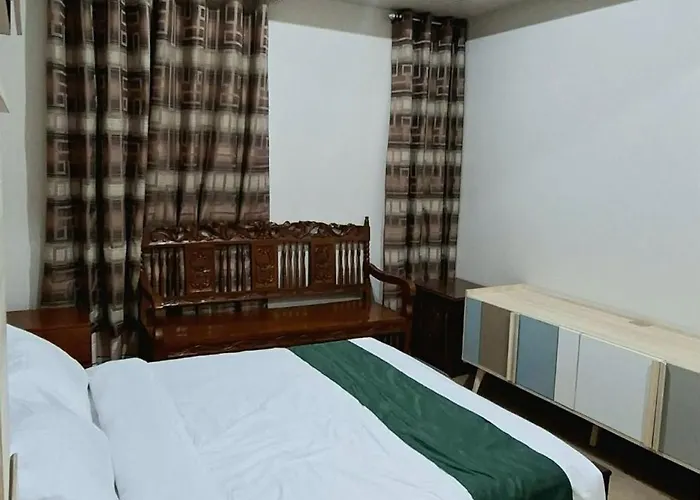 Cozy Modern 2 Bedroom 81 Newport Boulevard