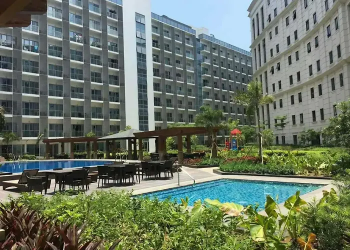 Cozy Modern 2 Bedroom 81 Newport Boulevard *