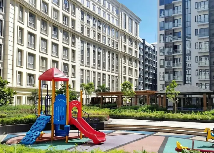 Cozy Modern 2 Bedroom 81 Newport Boulevard *